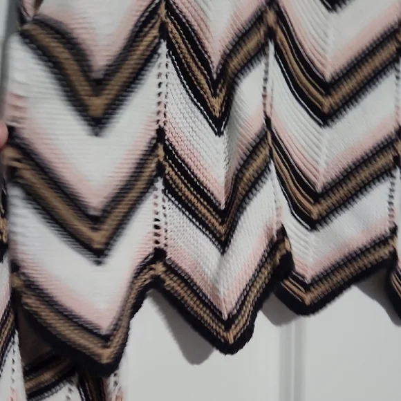 Audrey Parks Chevron Knit Sweater - Picture 5 of 5